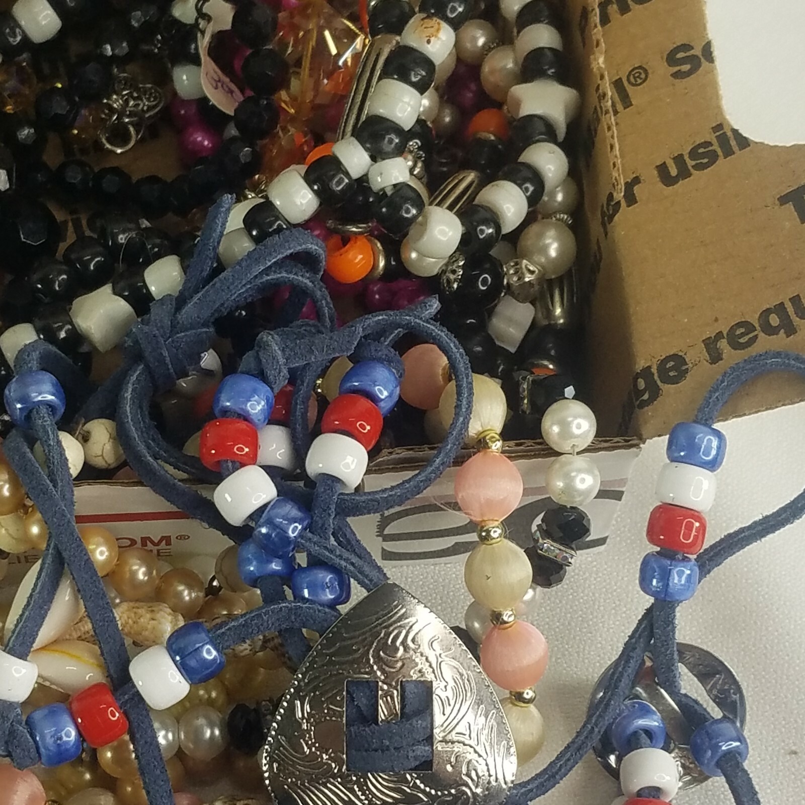 1+ LB Vintage to now Costume Jewelry 20+ pieces Necklaces