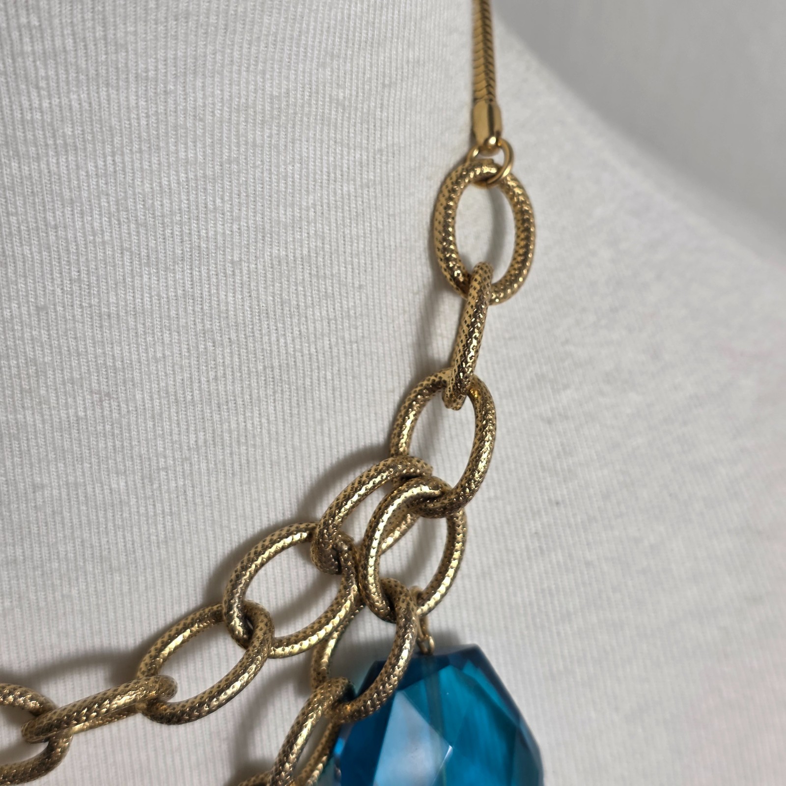 Unbranded Statement Necklace Gold Tone Snake Style Link Chain & Blue Glass Beads