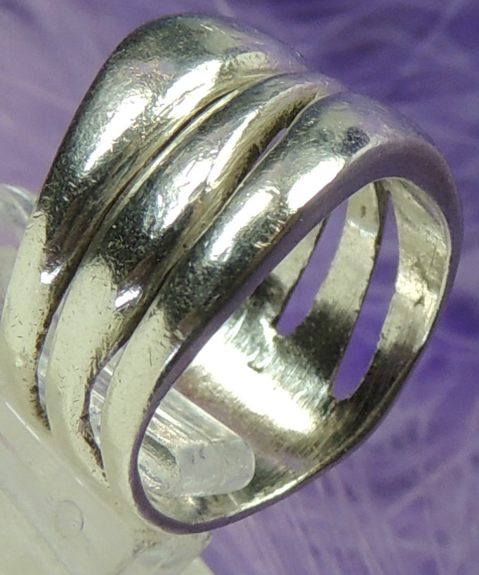 Vintage Triple band Wave 1/2″ N – S Sterling Silver 0.925 pinky band Ring size 5