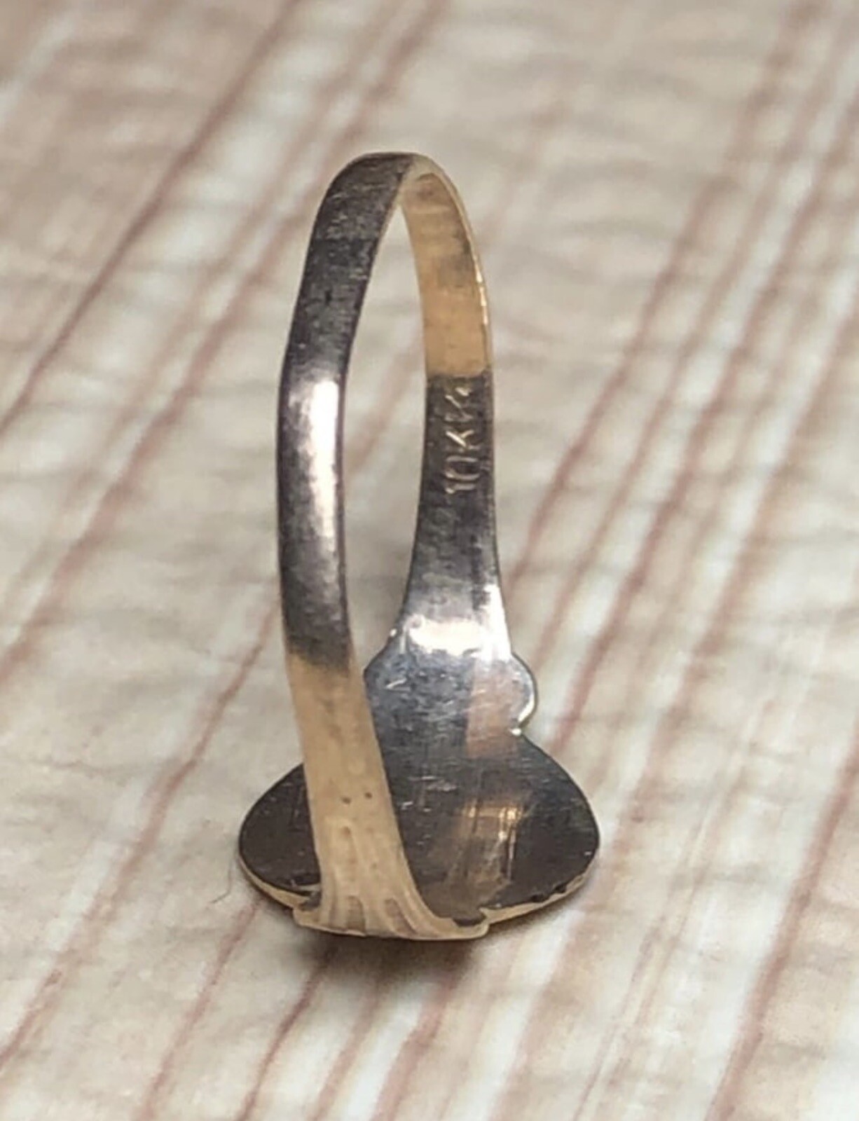 10K Monogramed Signet Pinky/Child’s Ring, Size 4.75 Initial ‘EJZ’
