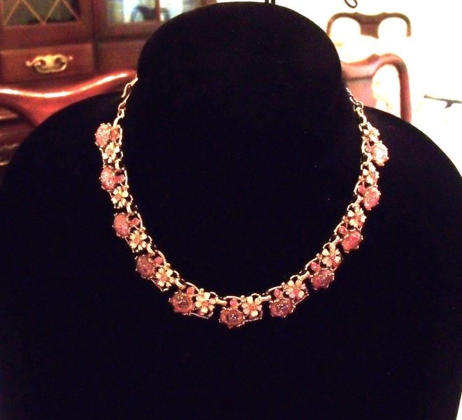 Vintage Mid Century Choker Necklace with Daisies and Pink Cabachons
