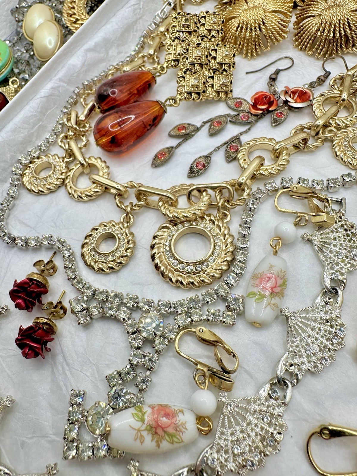 Antique VTG Estate Jewelry Gold Tone Monet Avon Crystal Romantic Sparkle Read