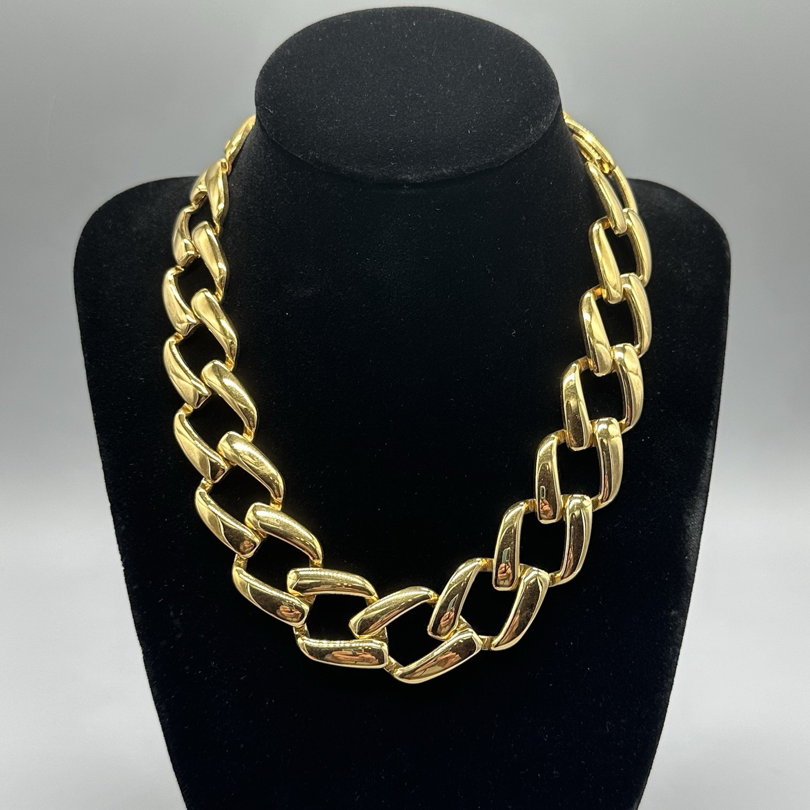Vintage Napier Gold Tone Chain Link Statement Necklace Choker 16”