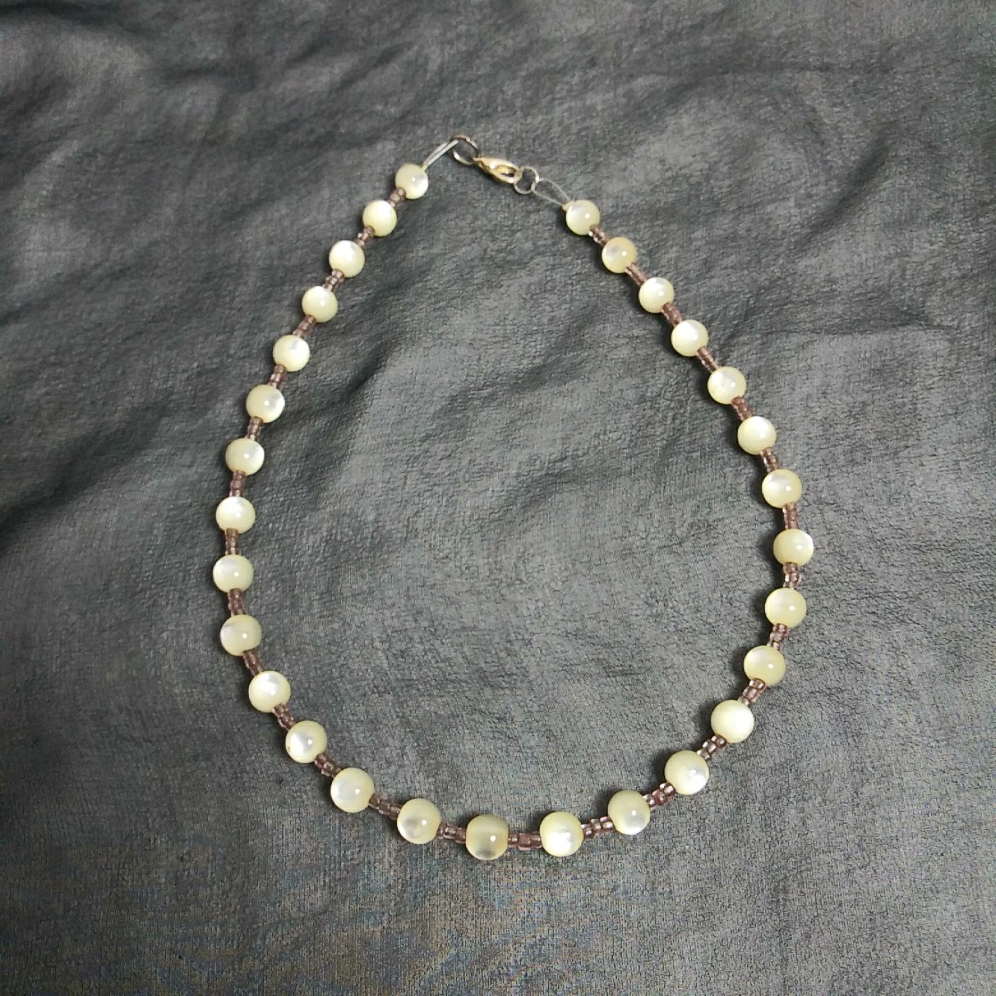 Moonglow Lucite & Glass Bead Choker Necklace 14″ Handmade Vintage Beads