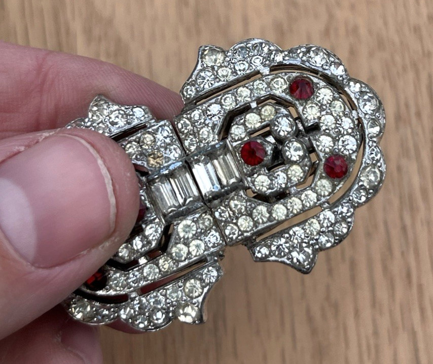 KTF Trifari Red Clear Rhinestone Art Deco Duette Brooch Dress Clip Clip-Mates 2″
