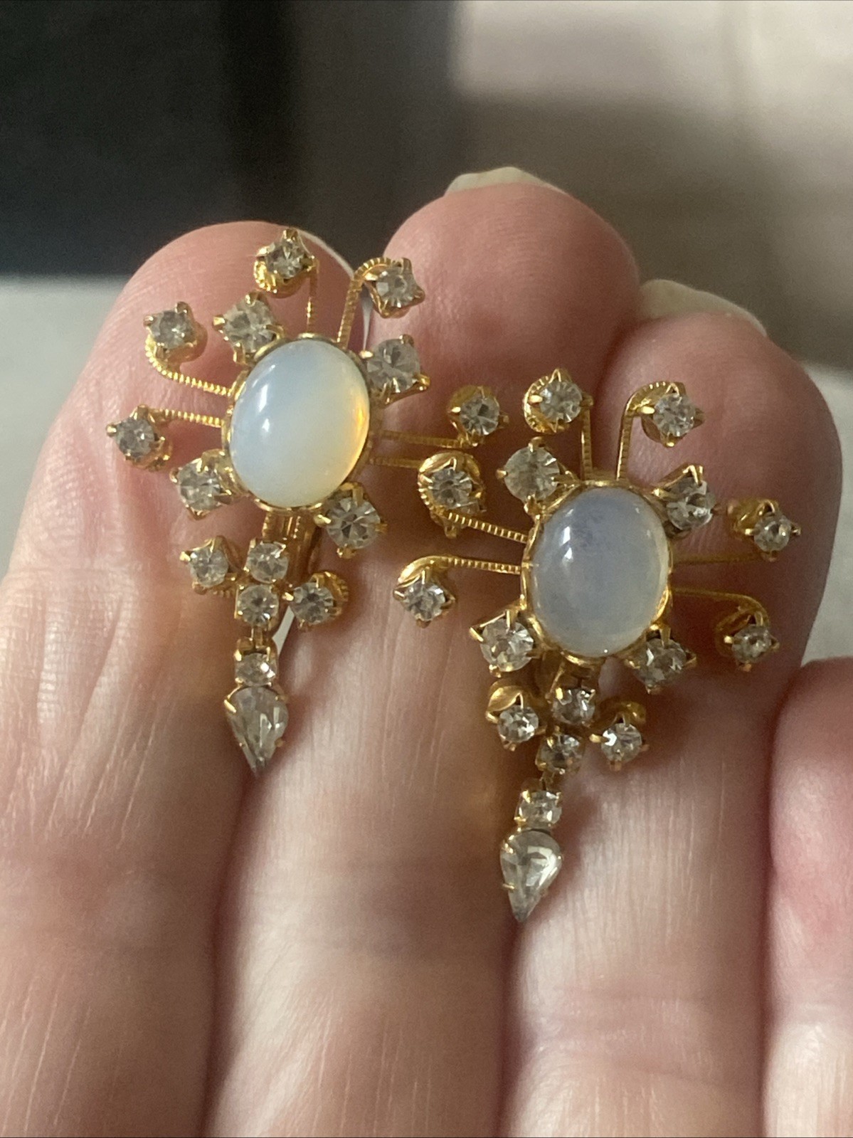 Judy Lee Brooch Clip On Earrings Opalite Opaline Moonglow Glass Rhinestone Demi