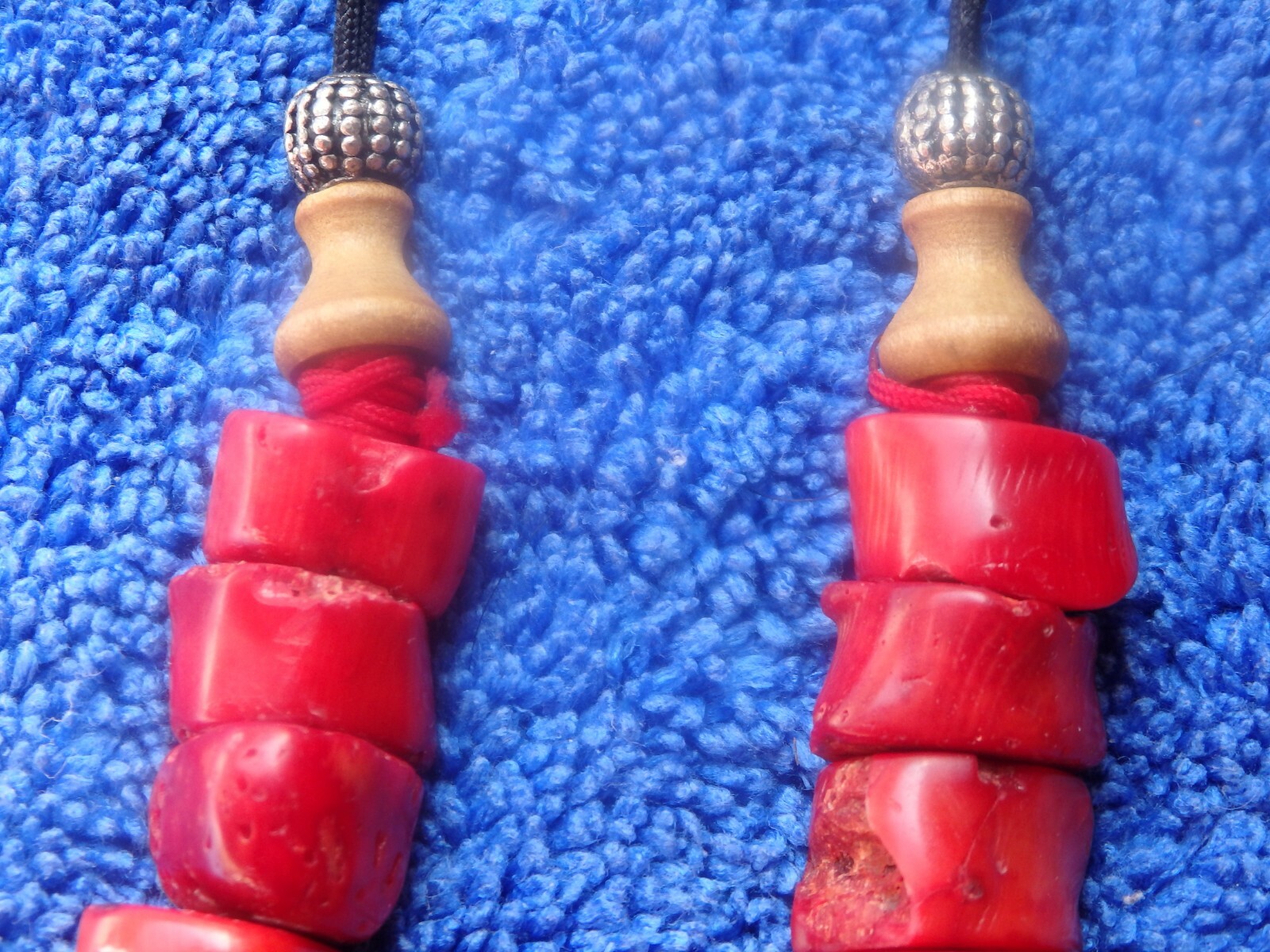 chinese china fine Necklace yes of Deep Red Bamboo Coral nuggets accented