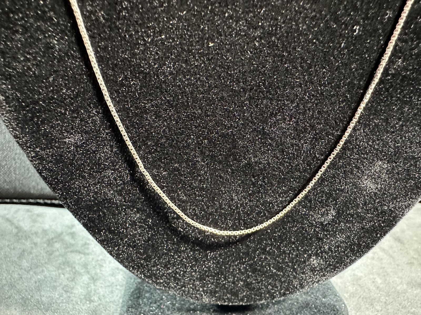 2.15g Vintage Sterling Silver 925 Box Chain Necklace 21 in M