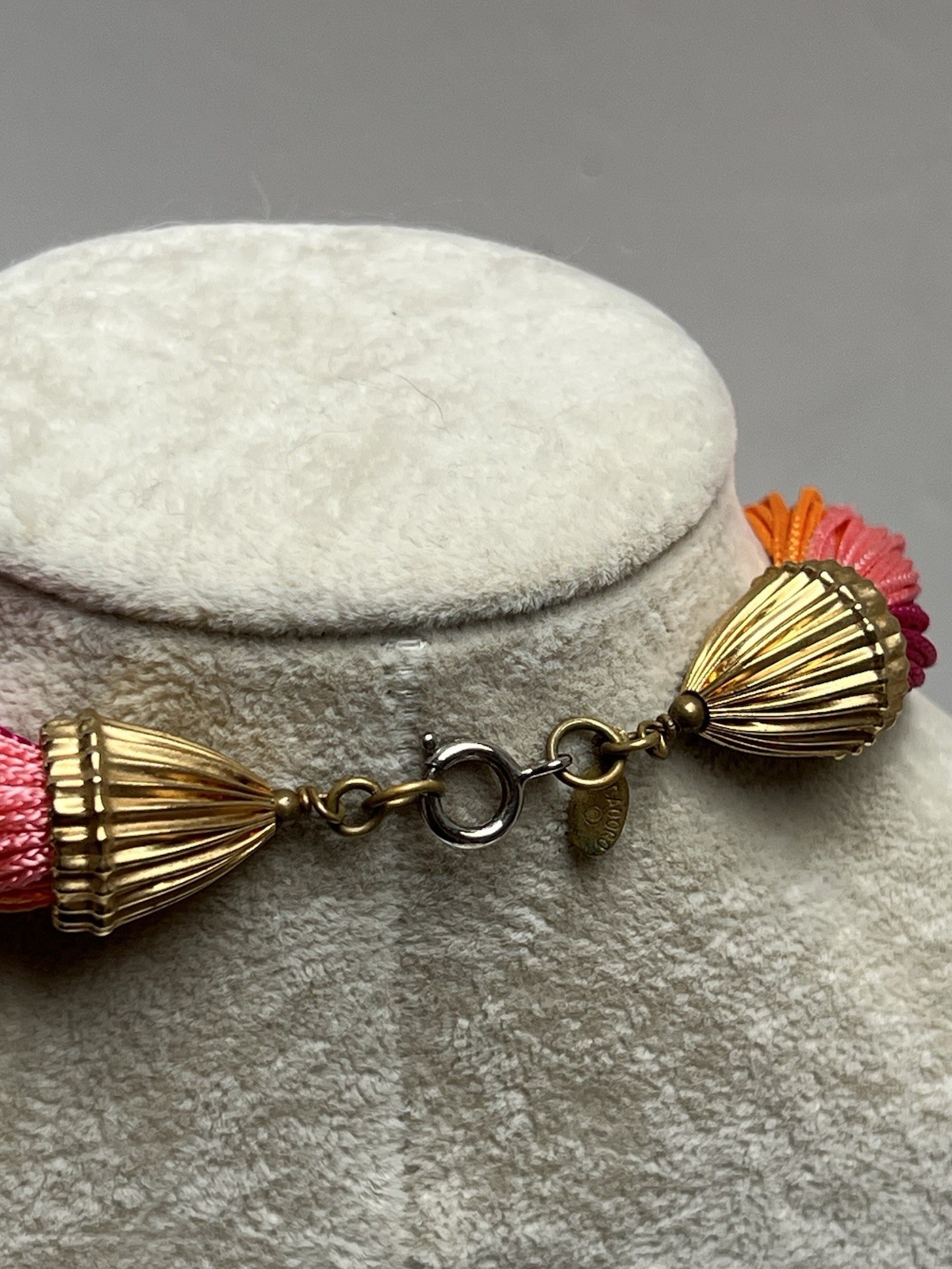 Vintage Cadoro Gold Tone Rings On Pink Orange Embroidery Floss Necklace 15”