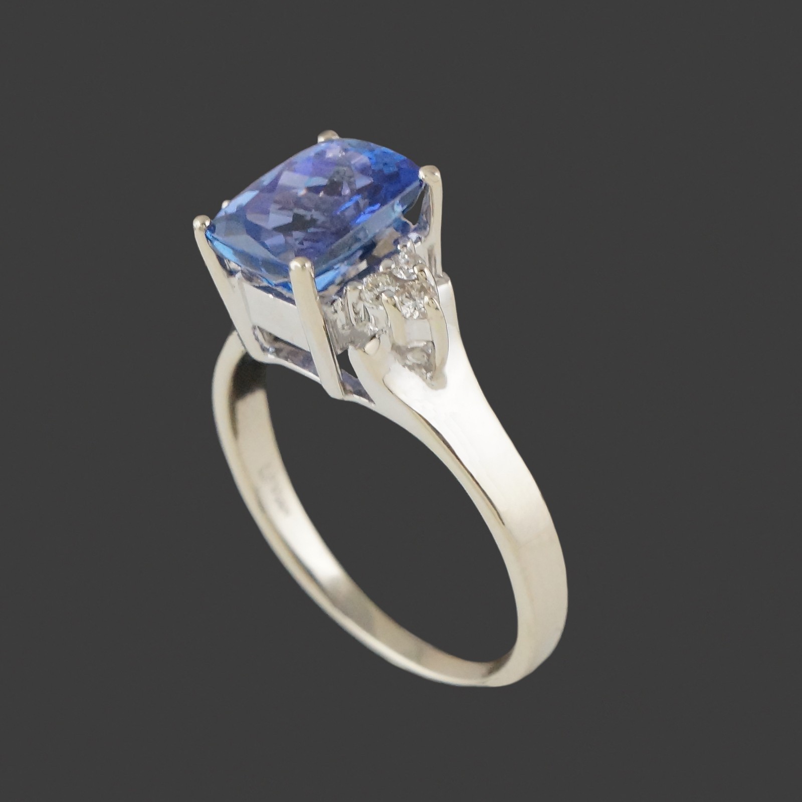 LeVian Solid 14K White Gold 2.75 Ct Tanzanite & Diamond Wedding Anniversary Ring