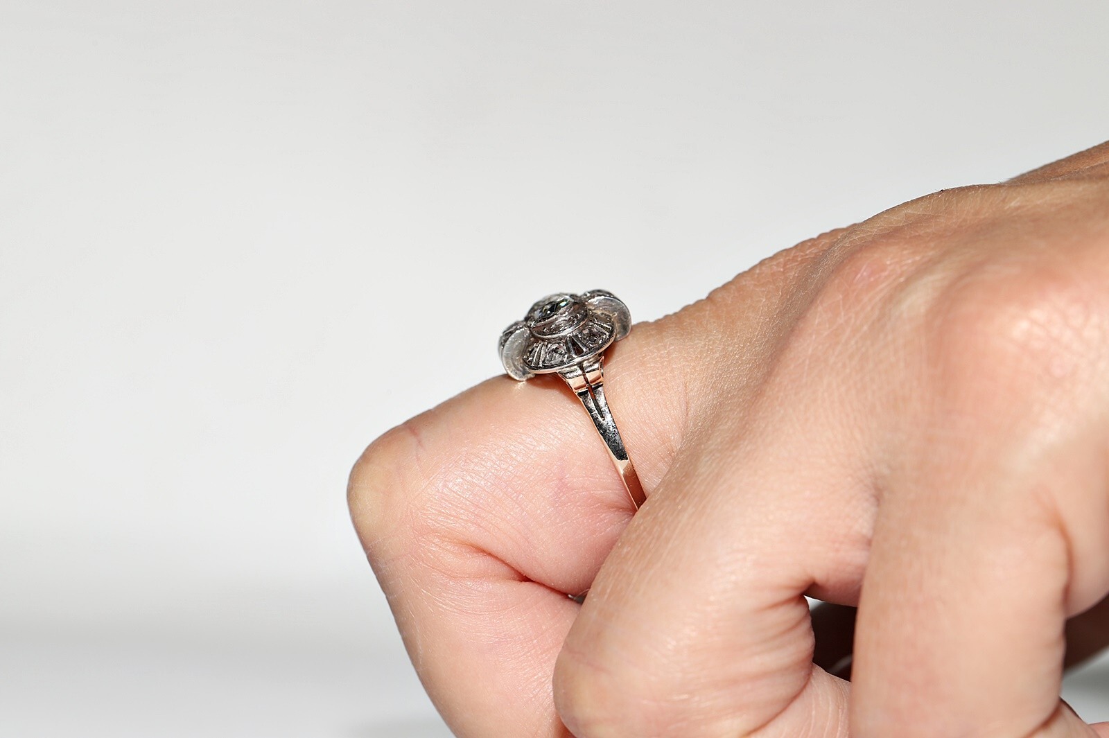 Antique Circa 1900s 14k Gold Top Silver Natural Rose Cut Diamond Decorated Ring