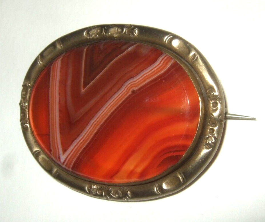 Scottish Agate Pin United Kingdom Estate Jewelry