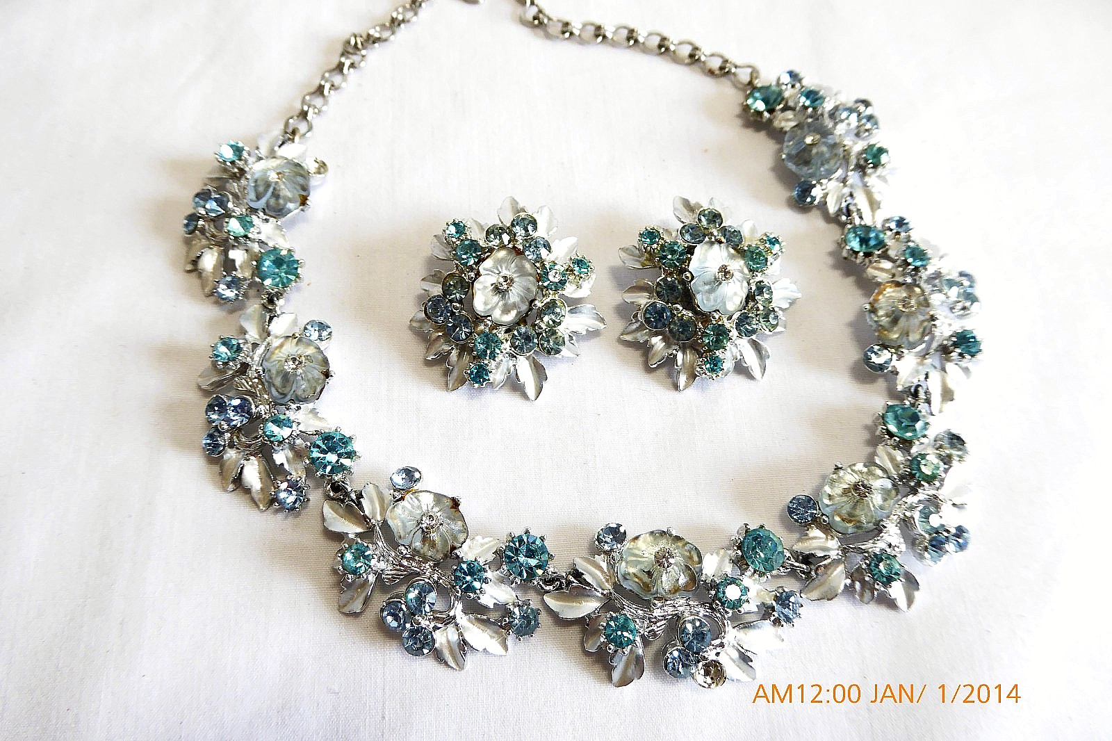 FABULOUS FLORENZA ART GLASS ENAMEL RHINESTONE NECKLACE EARRINGS SET