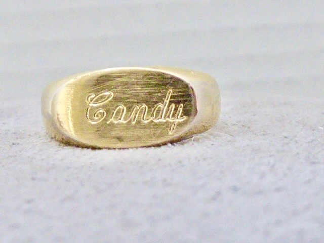 VINTAGE 1/20TH 12K YELLOW GOLD FILLED CHILD’S RING ENGRAVED CANDY SIZE 3.75 RING