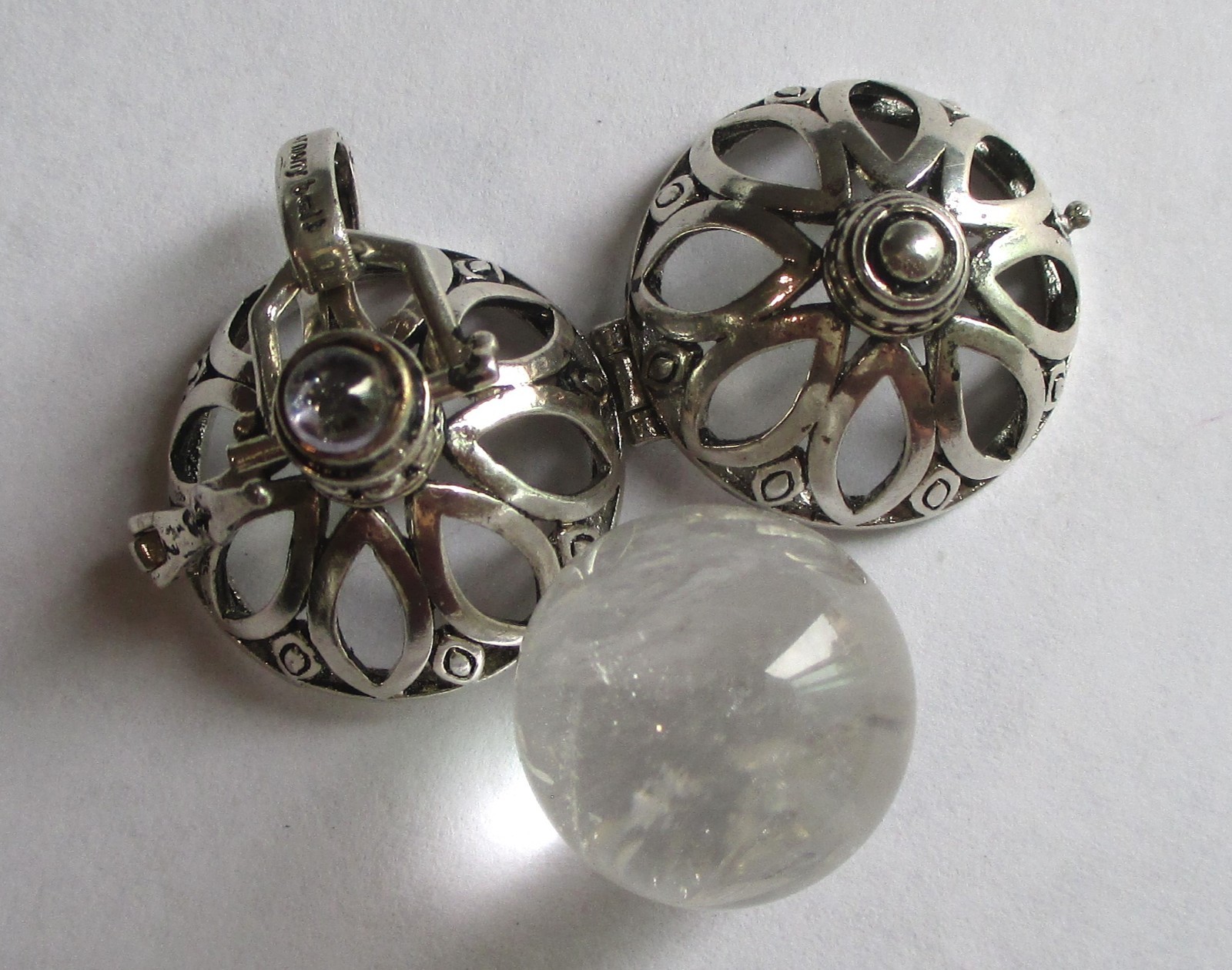 STERLING SILVER QUARTZ CRYSTAL ORB LOCKET PENDANT POOLS OF LIGHT STYLE