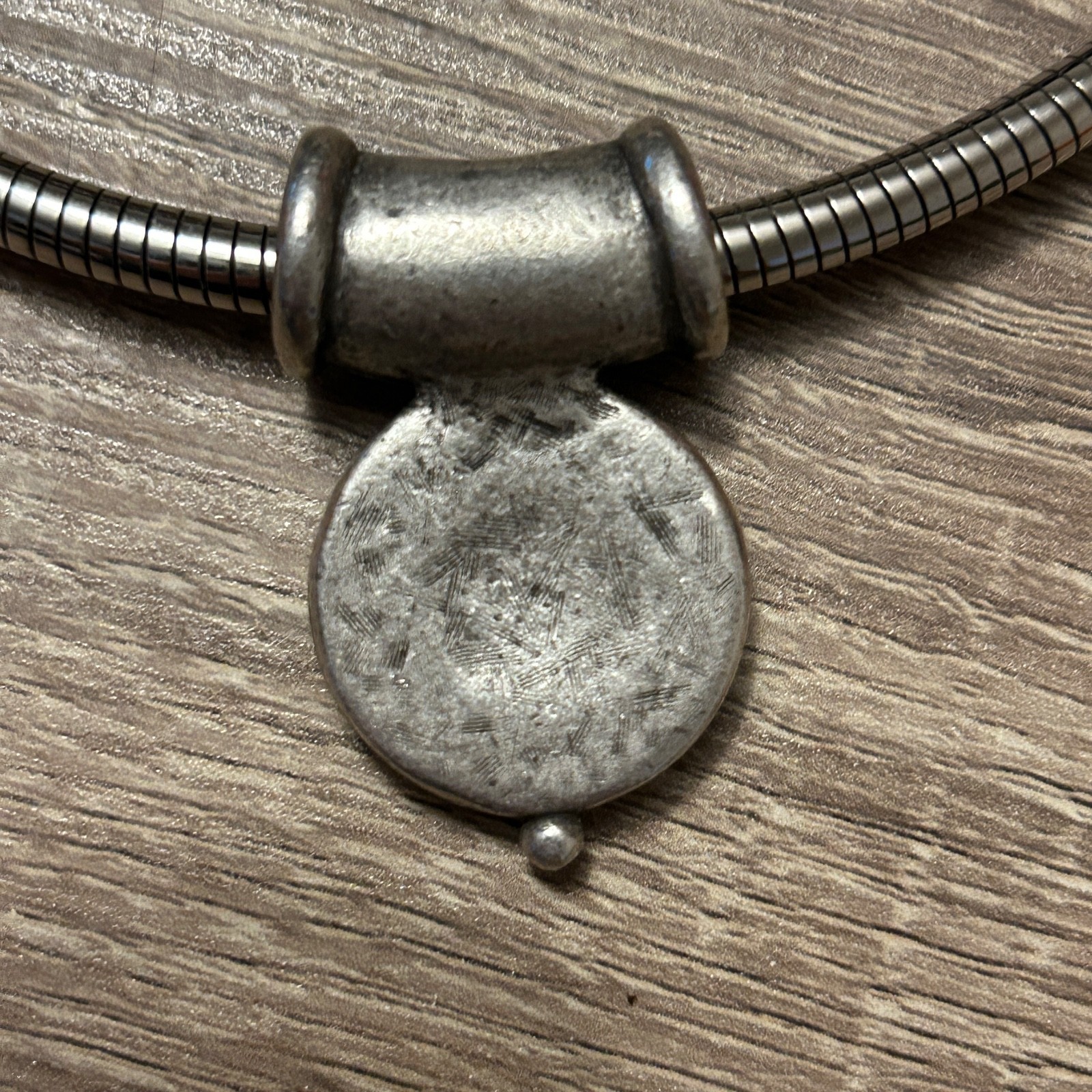 Vintage Silver Tone Metal Coil Choker w/3 Individual Slide on Pendants