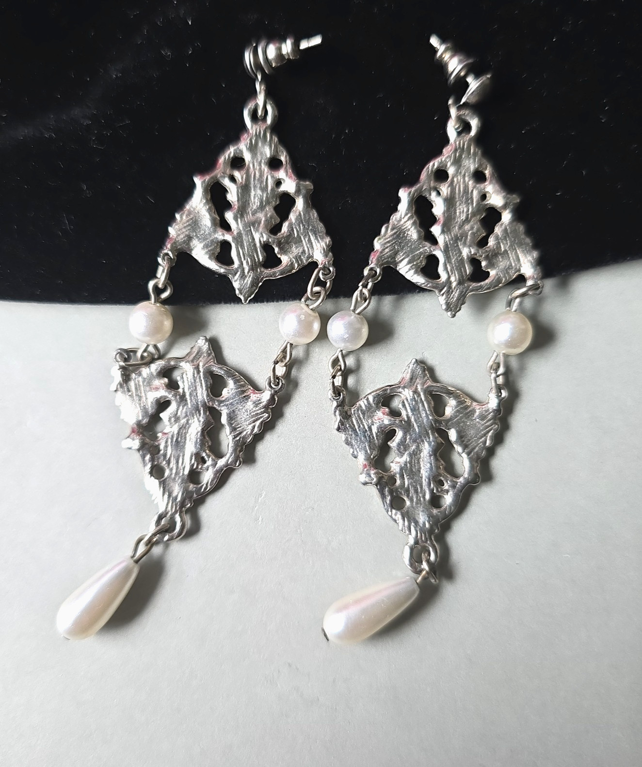 Vintage Silver Tone Faux Pearls Victorian Style Dangle Pierced Earrings