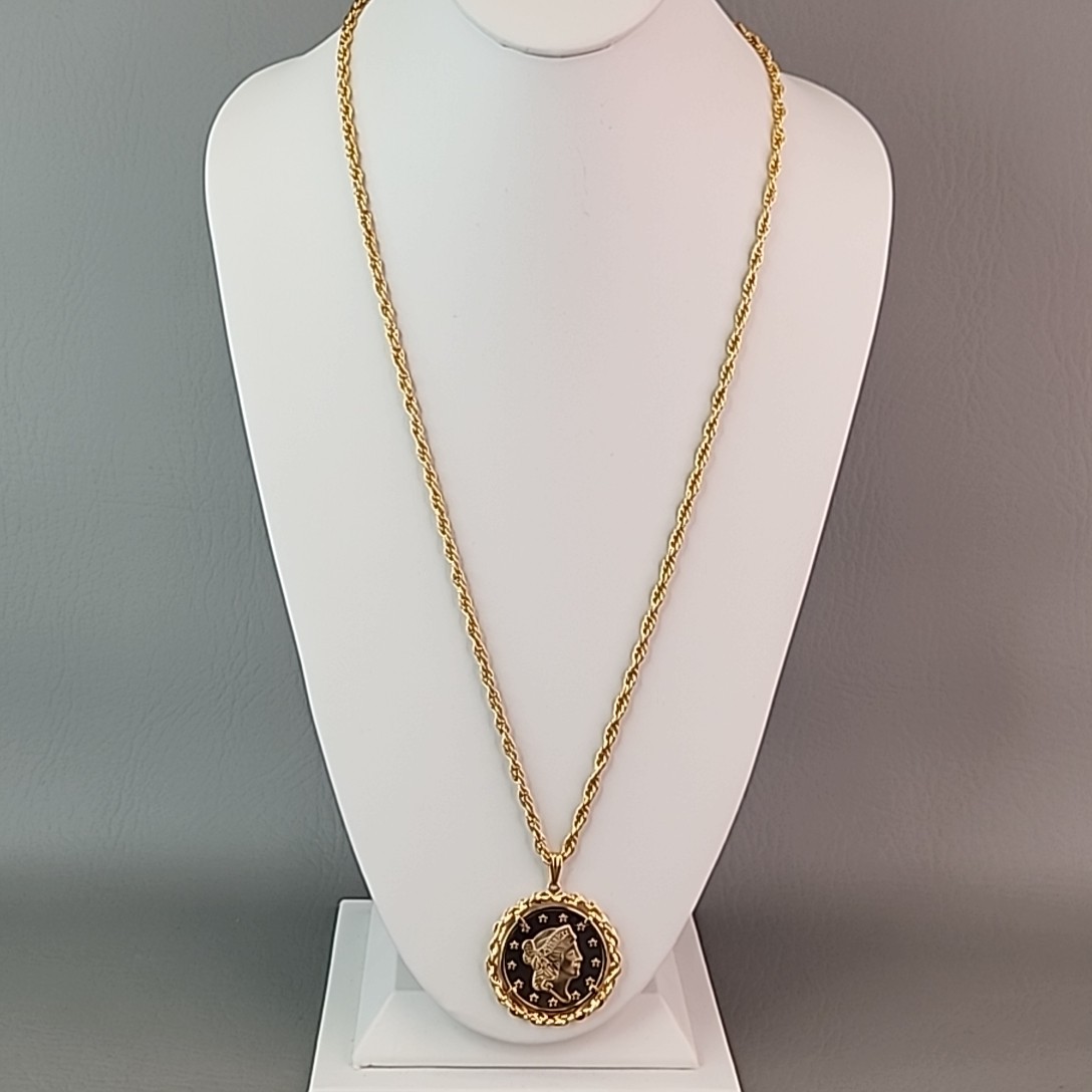 Vintage Avon Bicentennial Coin Necklace Lady Liberty 1976 Gold Tone 28″