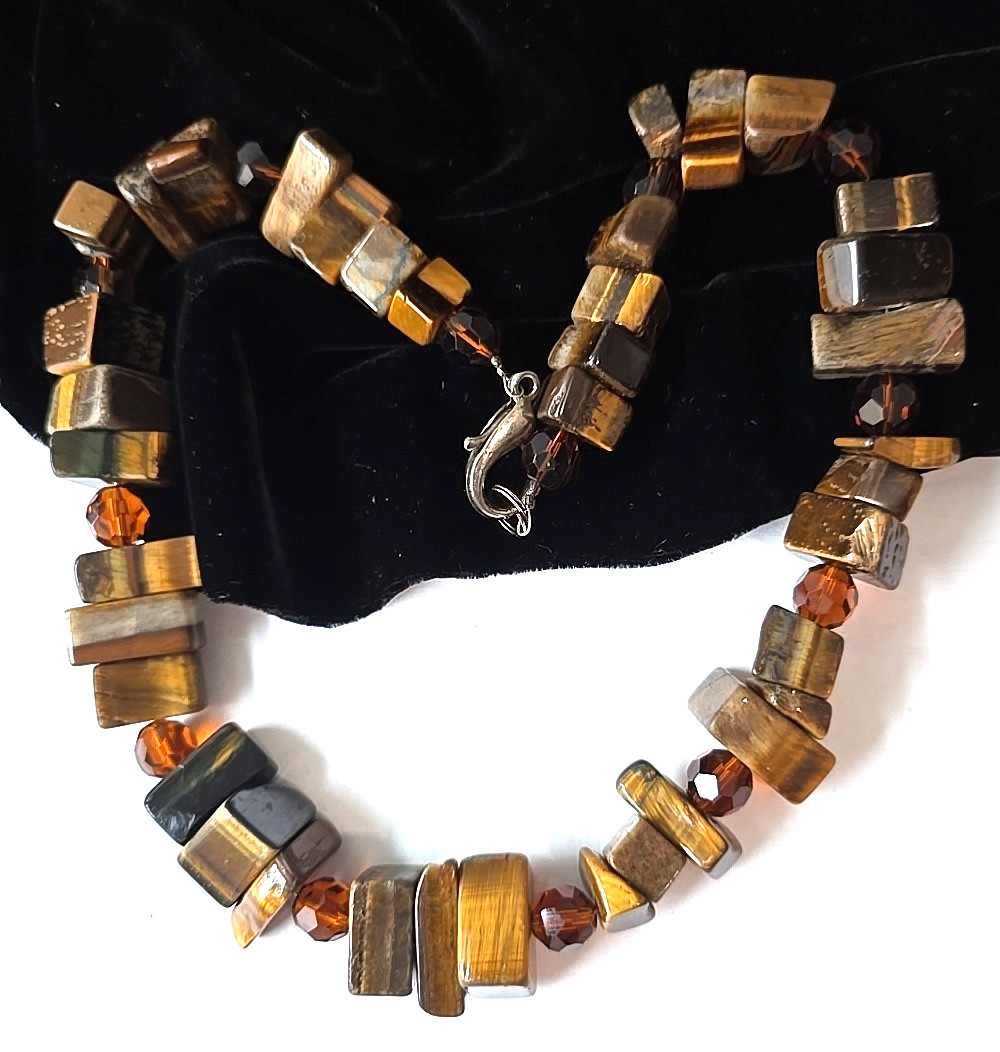 Vintage Chunky Heavy Tiger’s Eye Stone Beads Tea Glass Beads Necklace 20″L