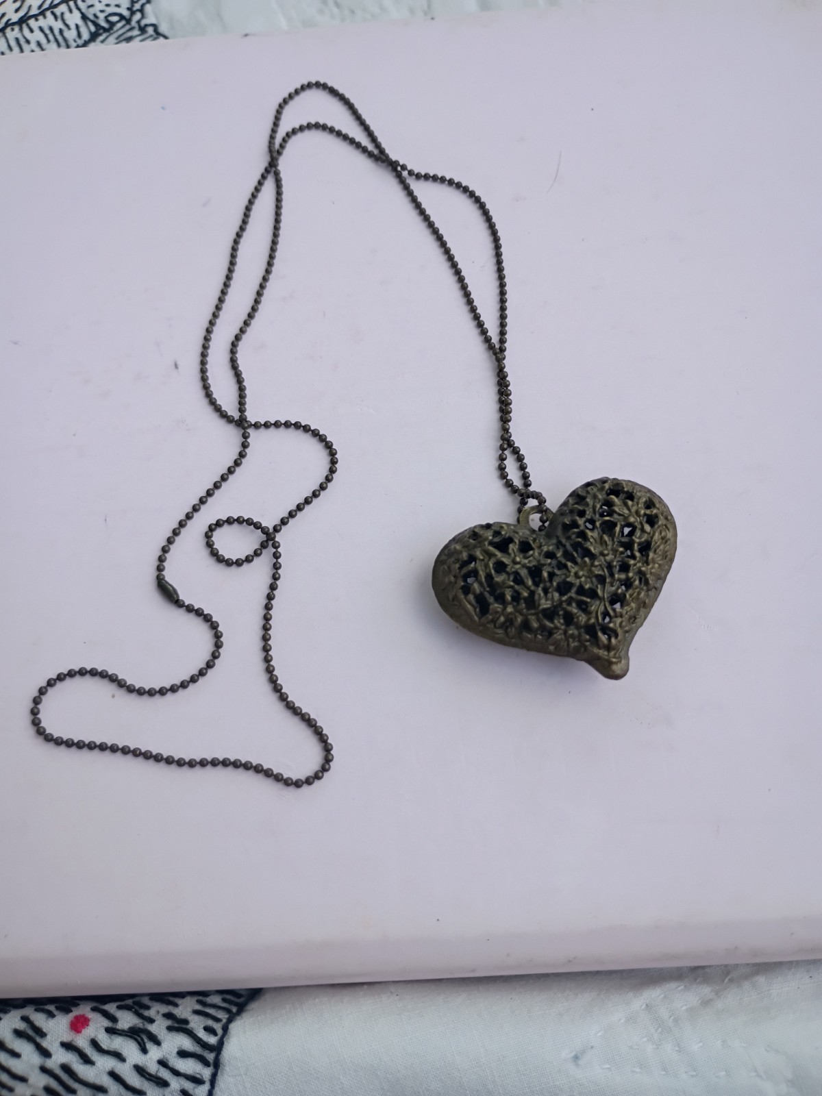 Vintage Bronze Filigree Heart Locket Pendant Necklace Openwork Boho Steampunk