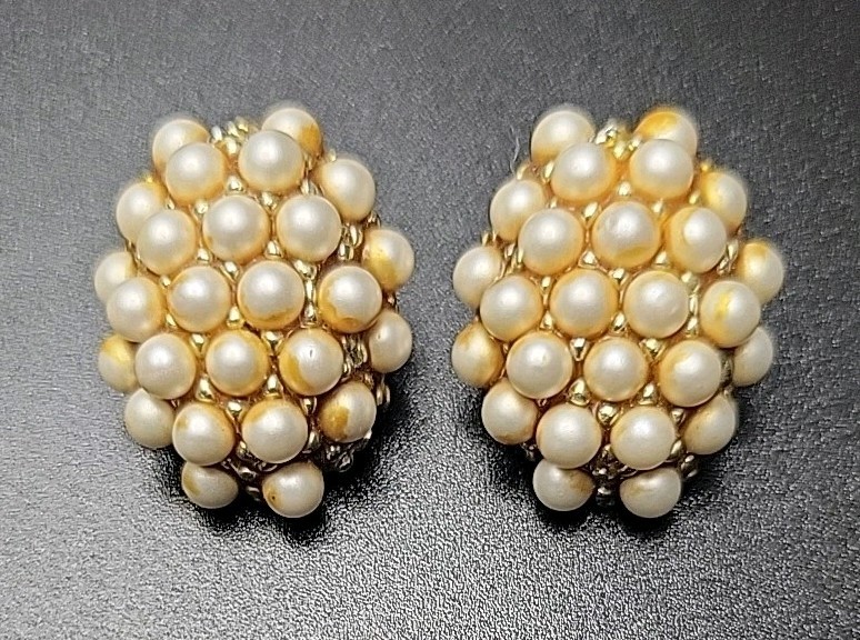 Vtg 1950s 1960s Clip On Earring Lot 13 Pairs Japan Hong Kong Beaded Cluster MCM