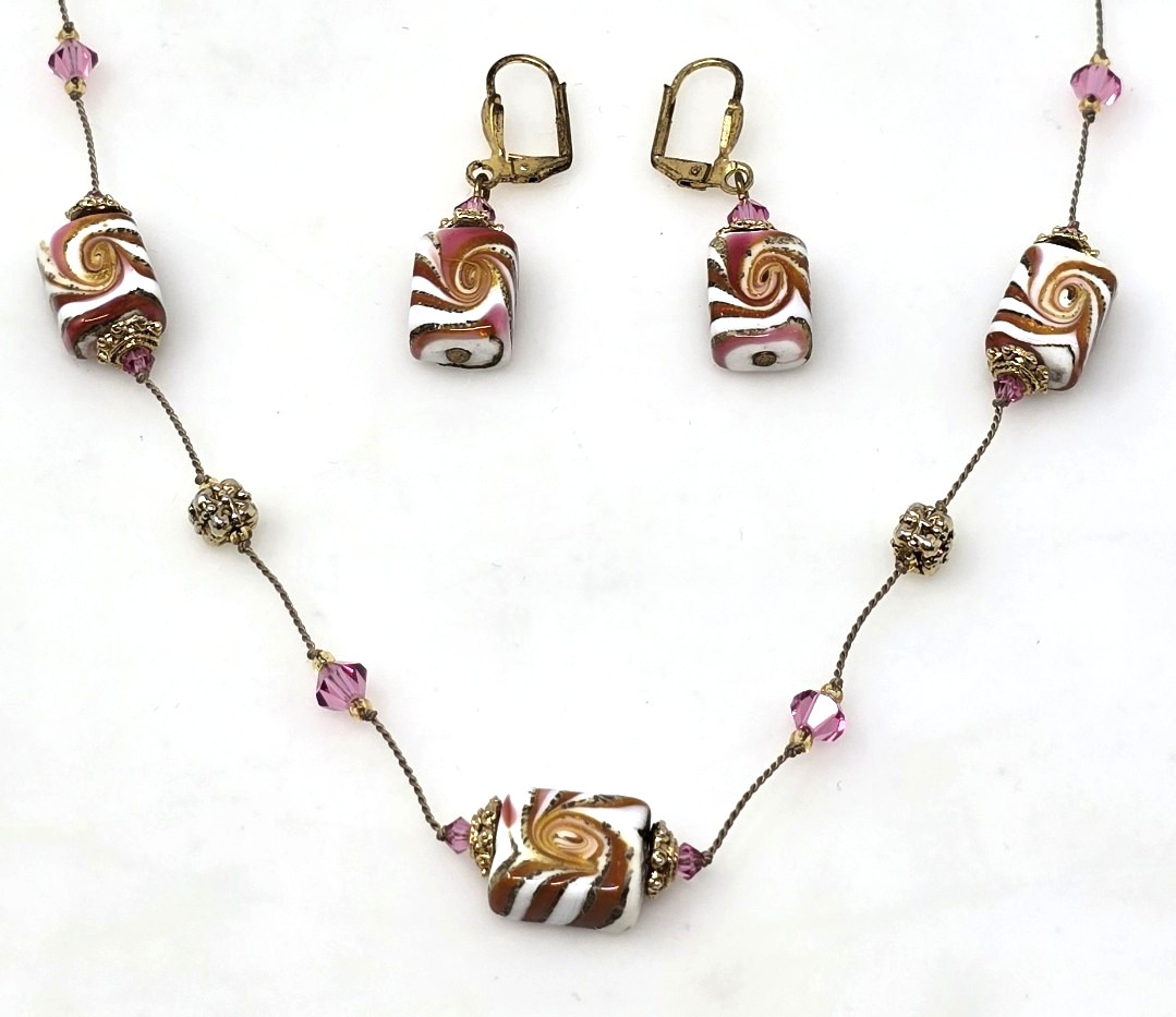 Alexis K. Necklace & Earrings Venetian Art Glass Swirled Bead Sparkle 20”