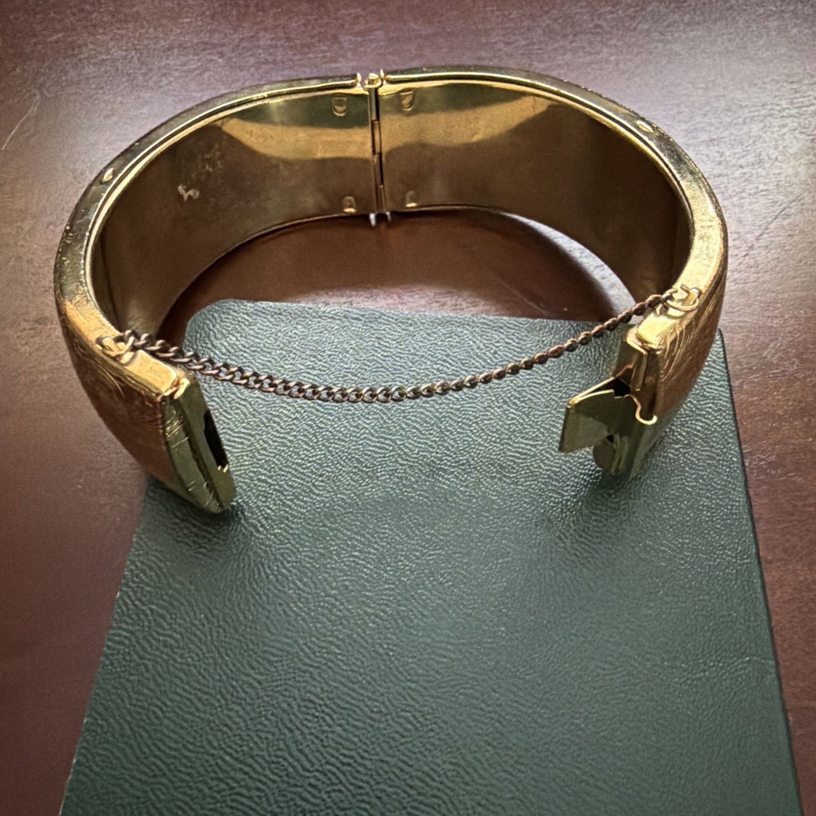 Vintage Etched Hinged Bangle Bracelet Gold Toned Very Good Condition