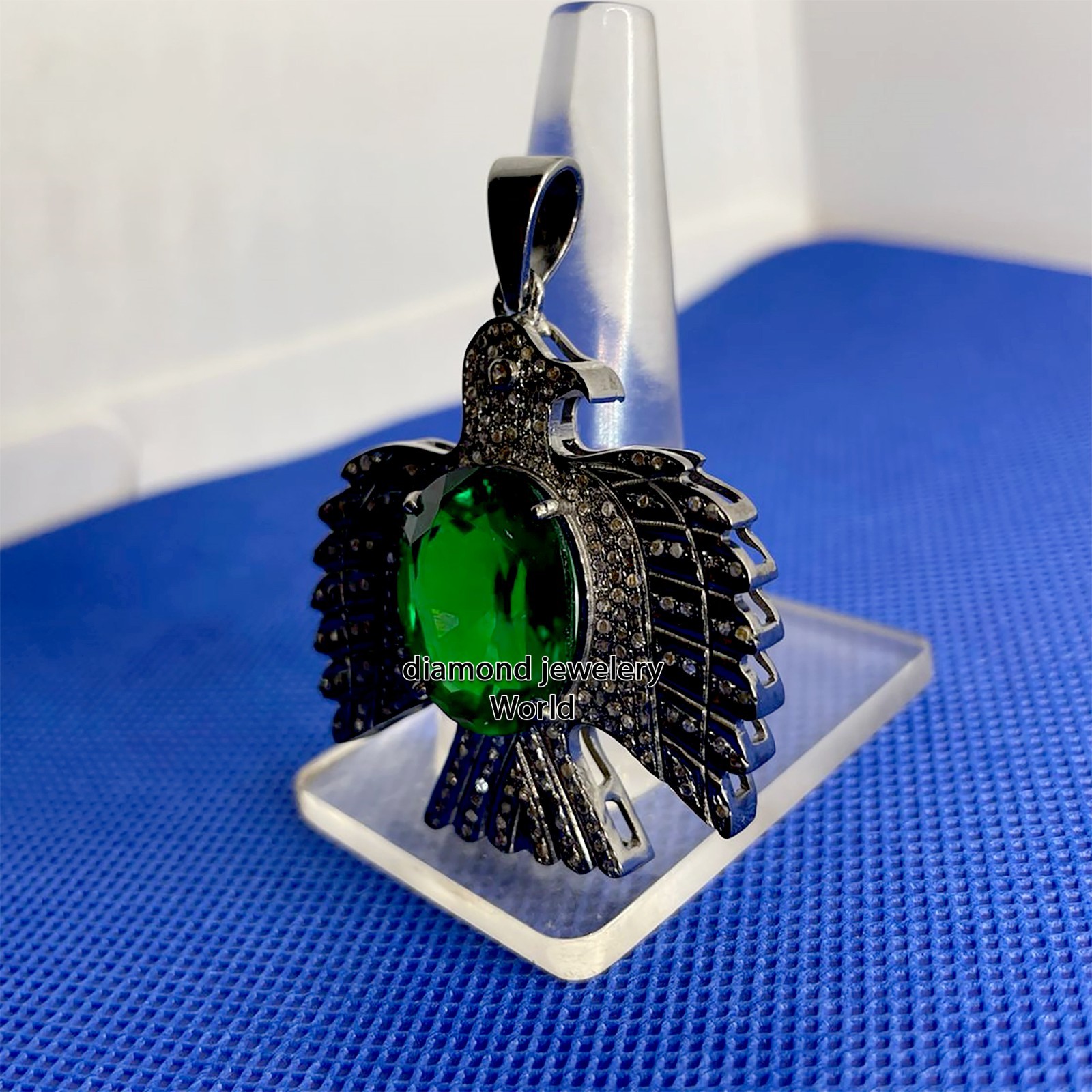 2.90ctw Rose Cut Diamond Emerald Silver Victorian Stunning Eagle Pendant Jewelry