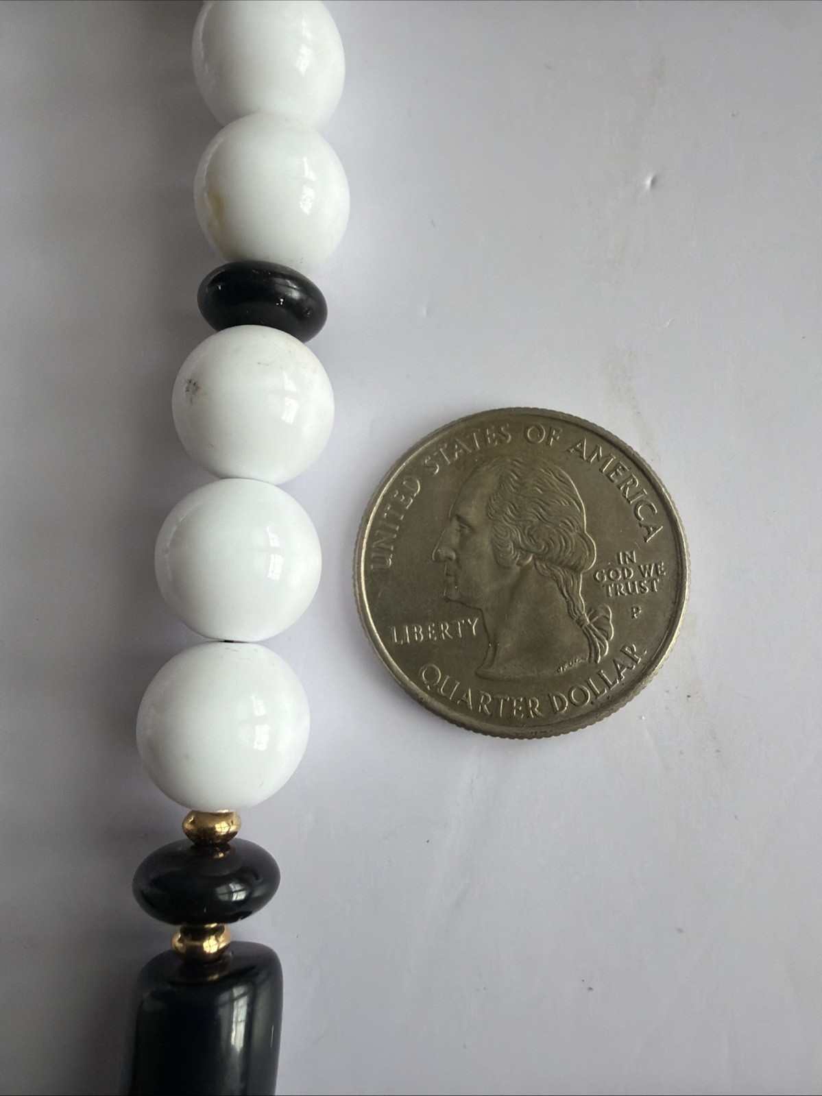 MONET Vtg Necklace/ Black & White Beads/ Gold Tone/ Signed_ Very Good Condition