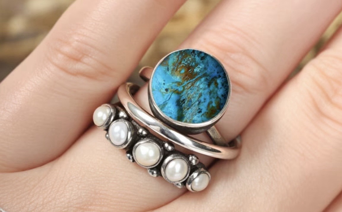 Bohemian Vintage Circular Imitation Turquoise & Moonstone Ring