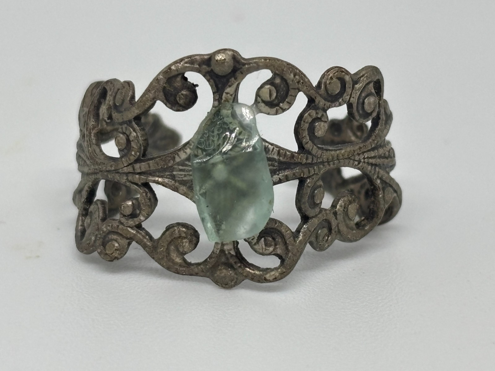 Handcrafted Vintage Sterling Silver Raw Cut Tourmaline Victorian Florentine Ring