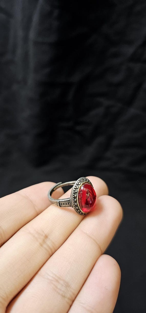 Art Deco Antique Red Agate Ring – Silver Plated Ring Size – sizeable