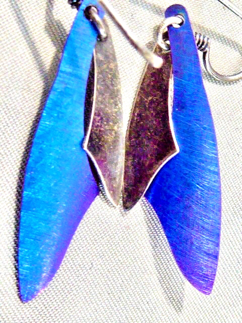 Artisan designer David Smallcombe solid 925 sterling silver BLUE ENAMEL EARRINGS