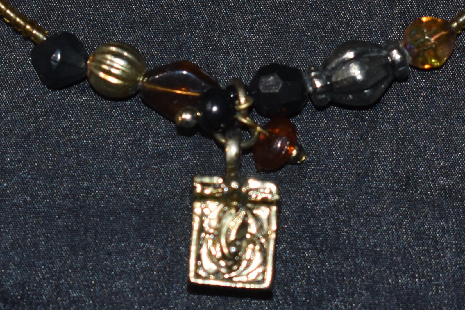 Vintage Beaded Memory Wire Choker Necklace Teardrop w/ Box Pendant Sharm