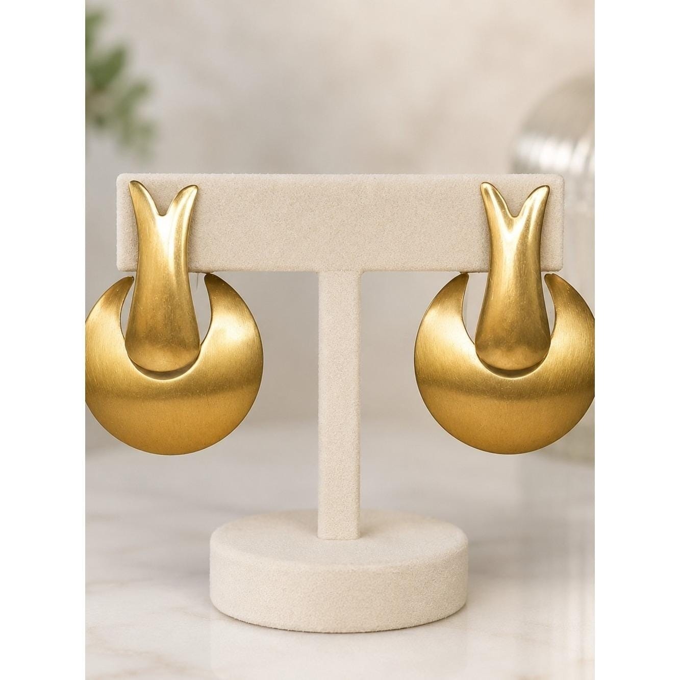 Vintage Gold Tone Modernist Drop Earrings Sculptural Statement Post Earrings 1.5