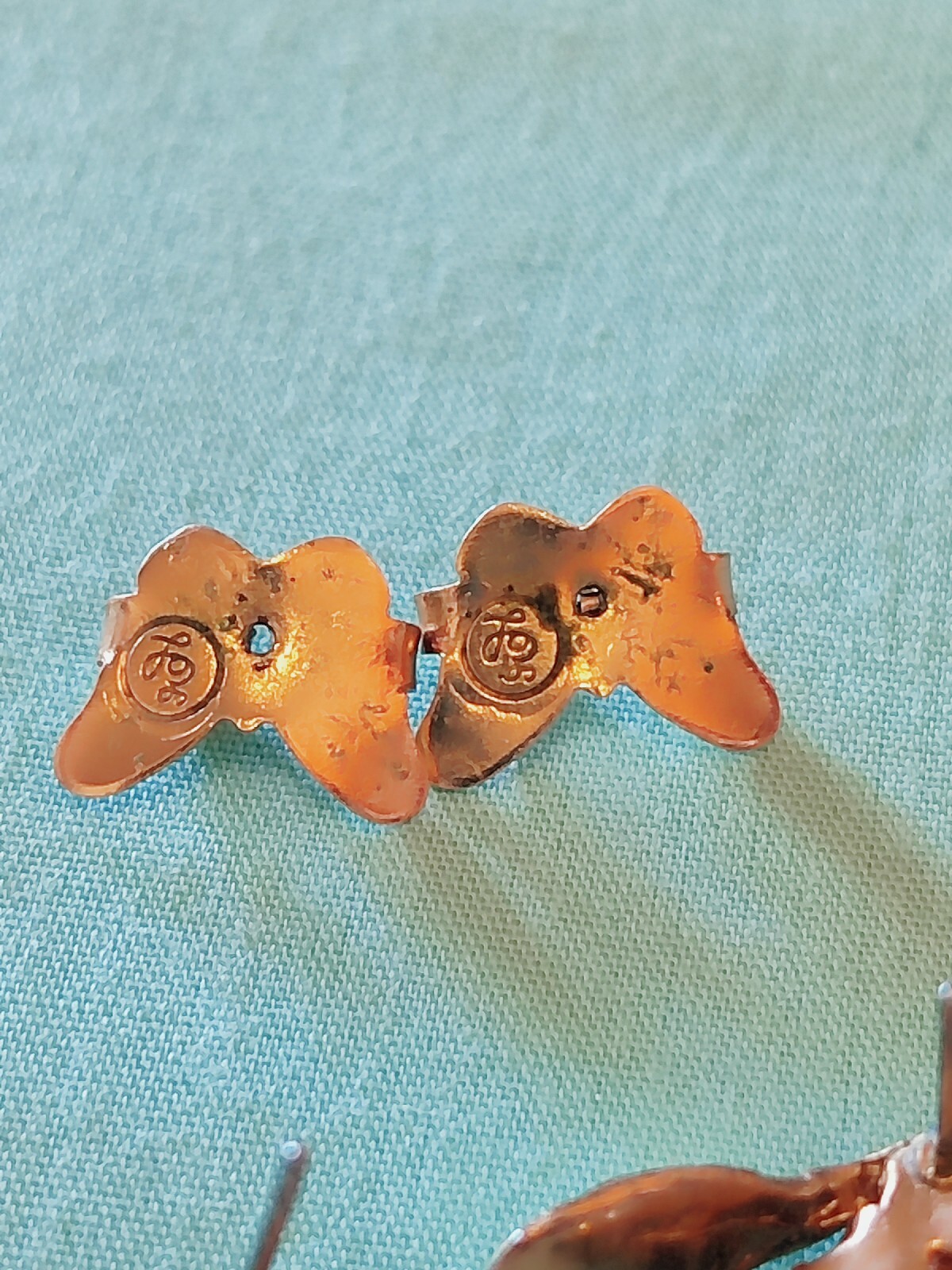 Vtg Bumblebee Hornet Earrings Gold Tone Butterfly Backs Unknown Maker