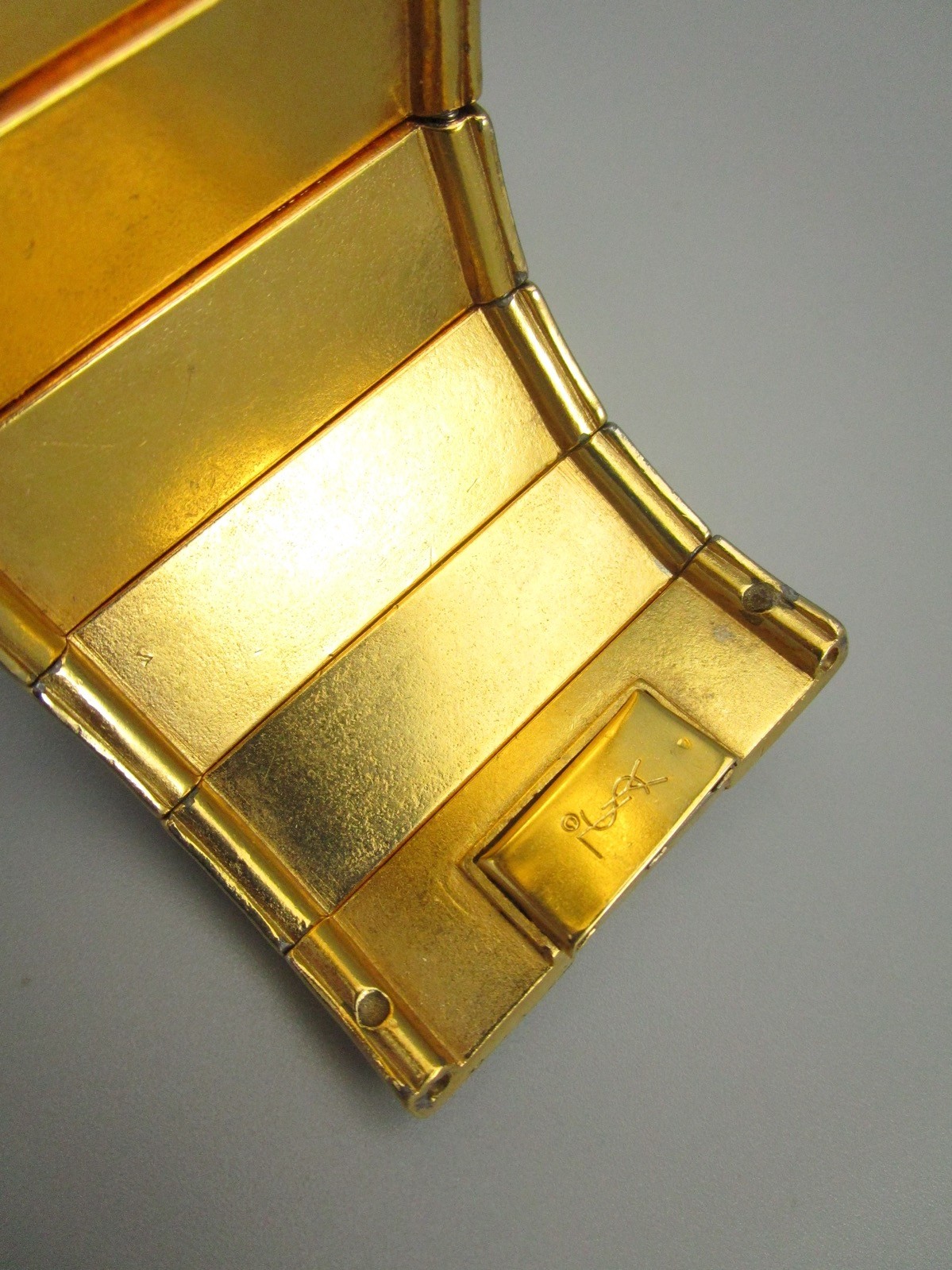 UNUSUAL 80’S YVES SAINT LAURENT GOLDTONE JET & CARNELIAN GLASS BRACELET