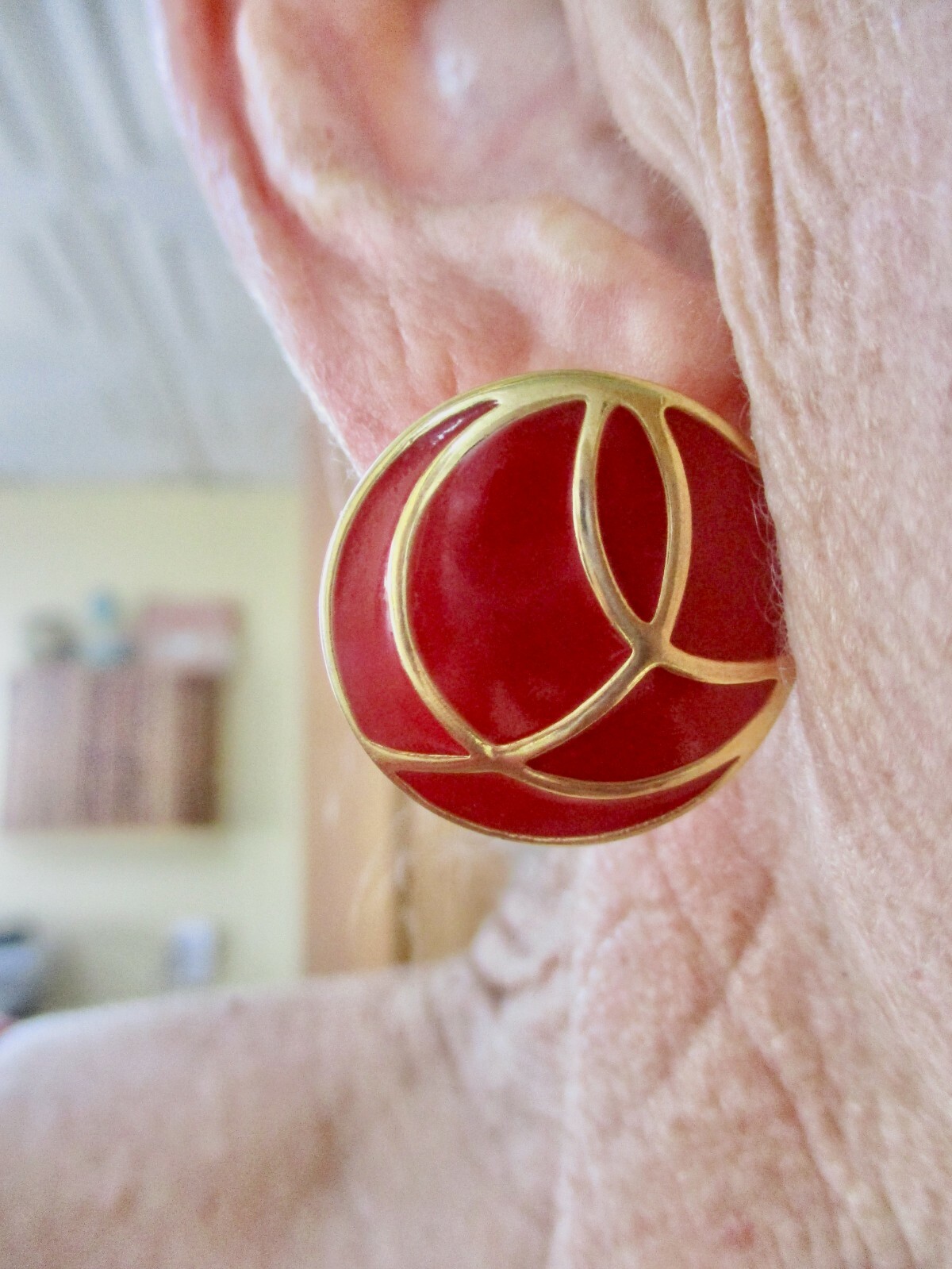 Vintage 1980’s Red, Gold & White w/Cream Enamel Pierced Earrings