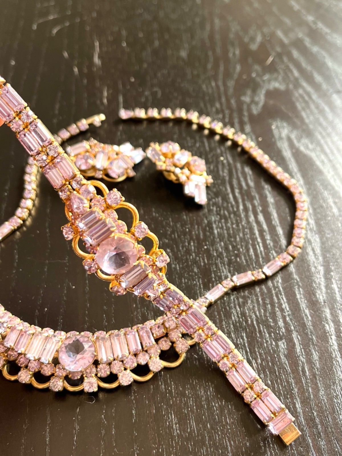 Outstanding Vintage Kramer New York Necklace Bracelet Earrings Lavendar Amethyst