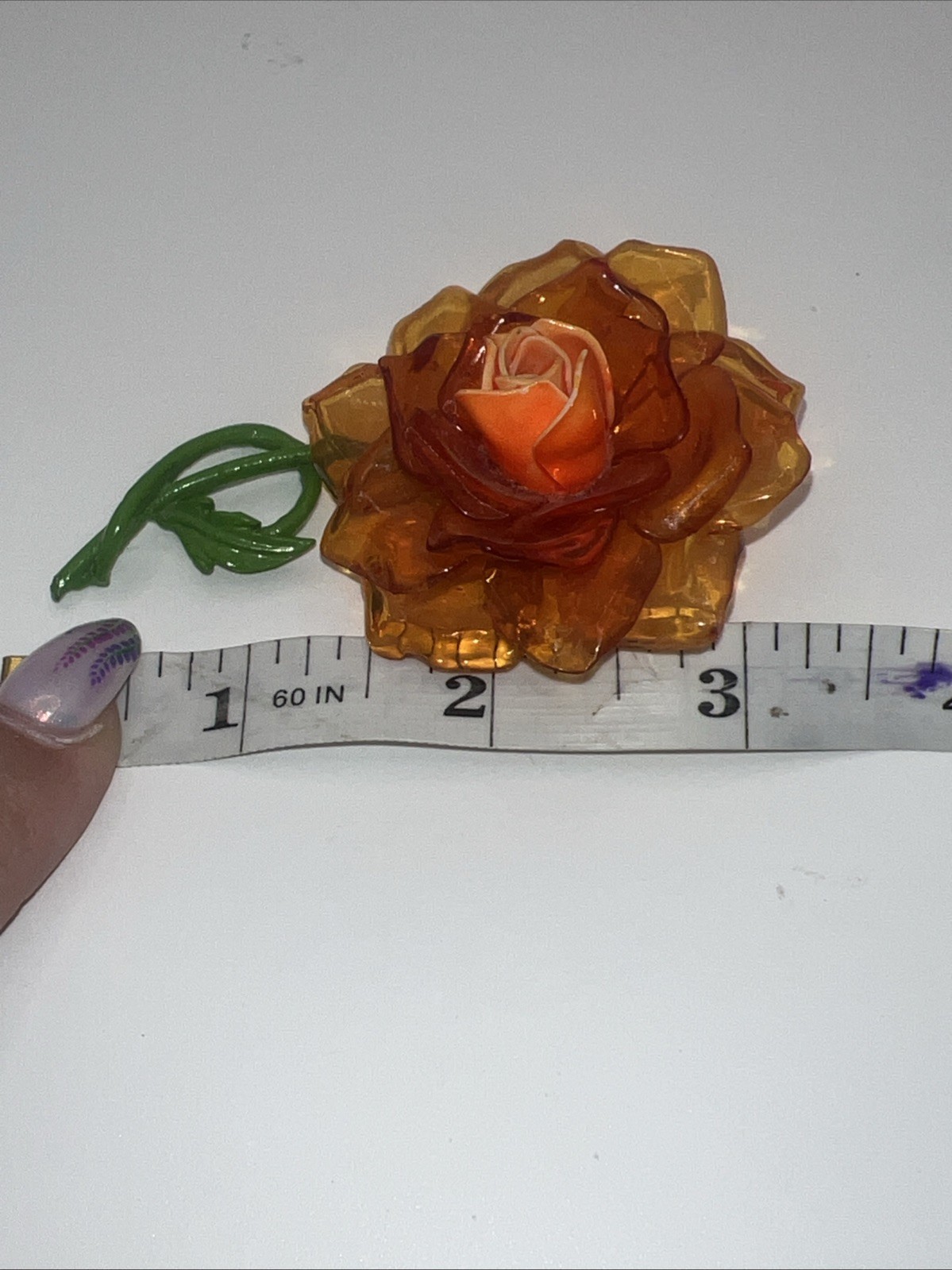VTG SUPER CURLY ORANGE ACETATE ROSE FLOWER HI-RELIEF LIME ENAMEL BROOCH PIN