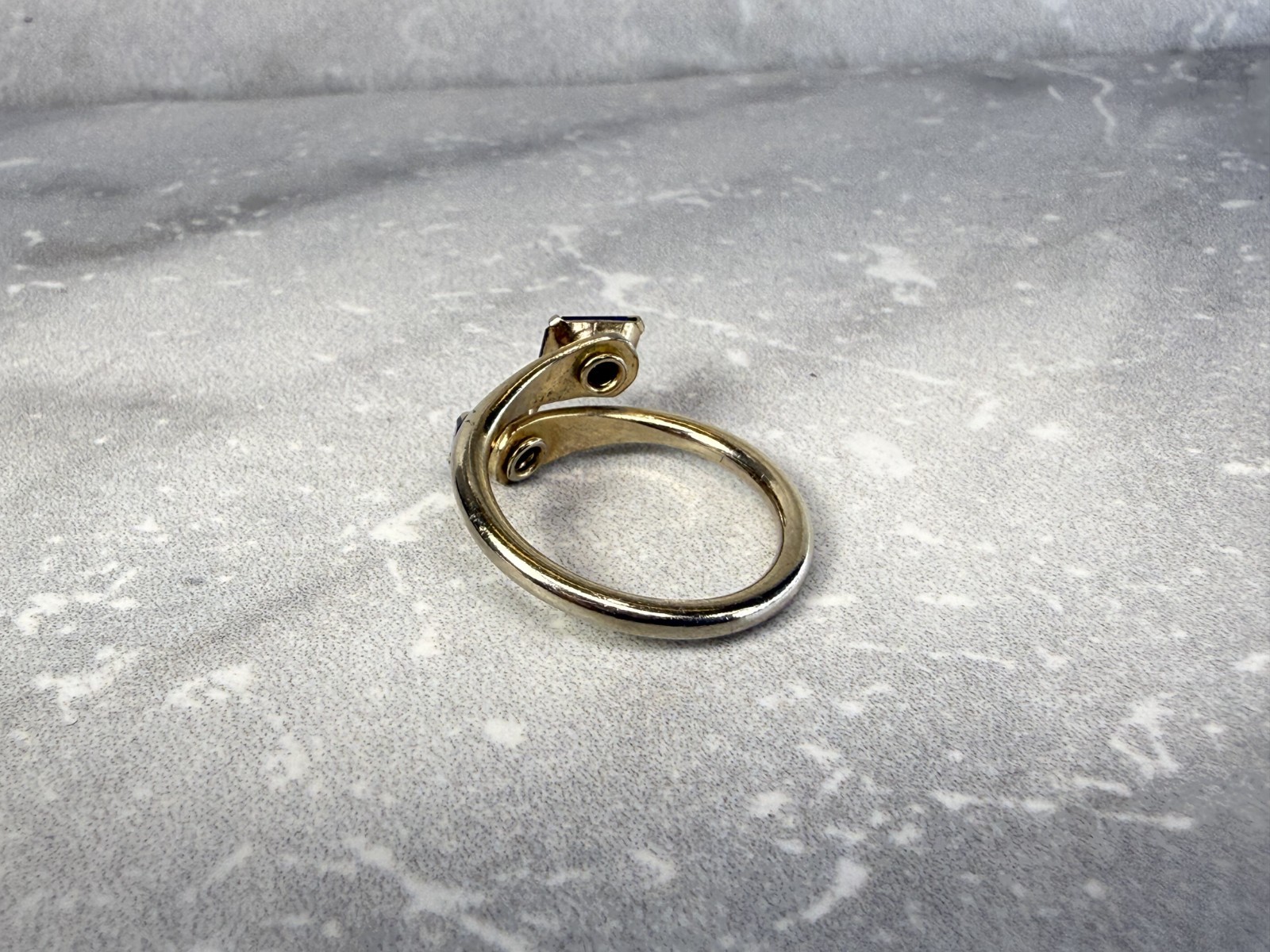 Vintage Gold Tone Blue Rhinestone Ring Size 5.5
