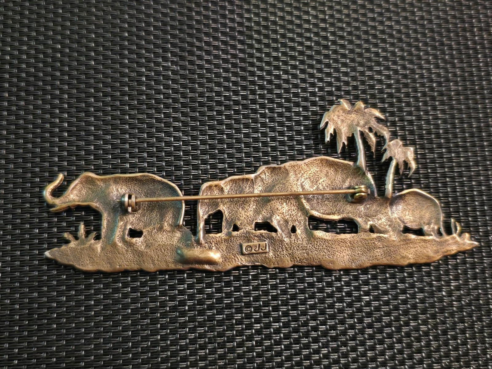 JJ Jonette ELEPHANT FAMILY WALK Pins Brooches – Silvertone & Bronze – Set of TWO