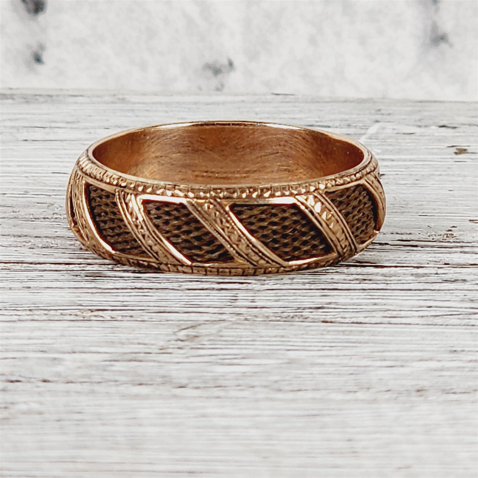 Victorian 10K Yellow Gold Hair 6.4mm Etched Band Ring 8.75 Antique Mourning
