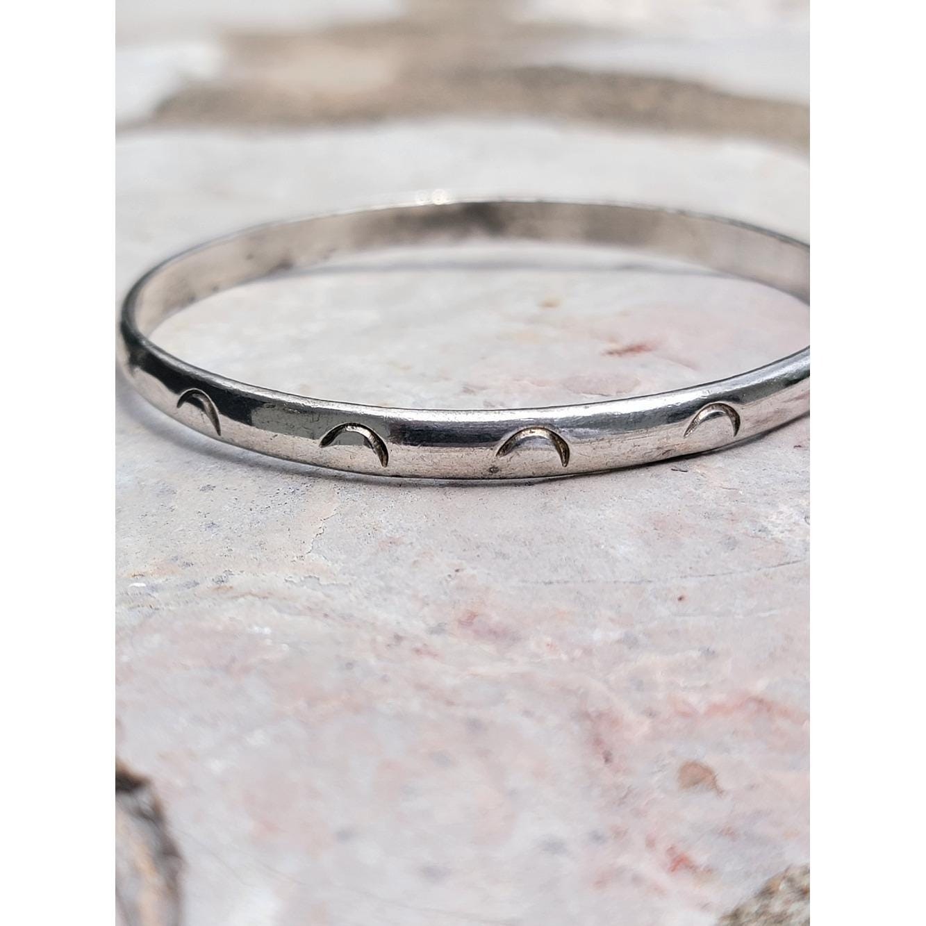 Vintage Taxco Mexico Sterling Silver Crescent Moon Bangle Bracelet TC-160 Size 8