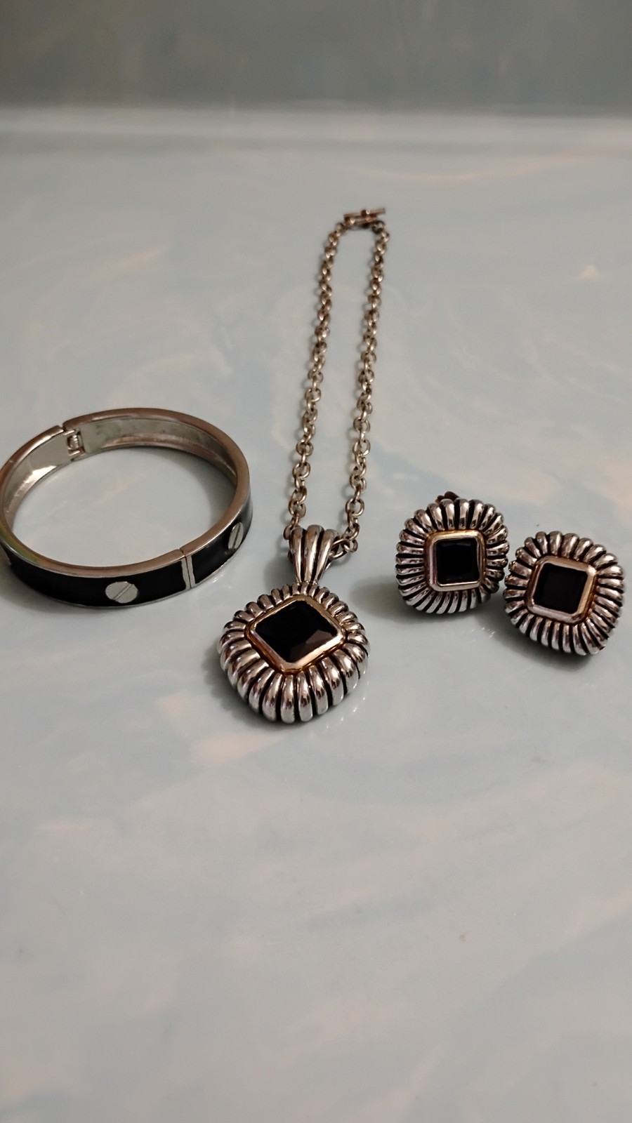 Vtg Black Glass Chatons Cabochon Necklace Earrings & Bangle Bracelet Set