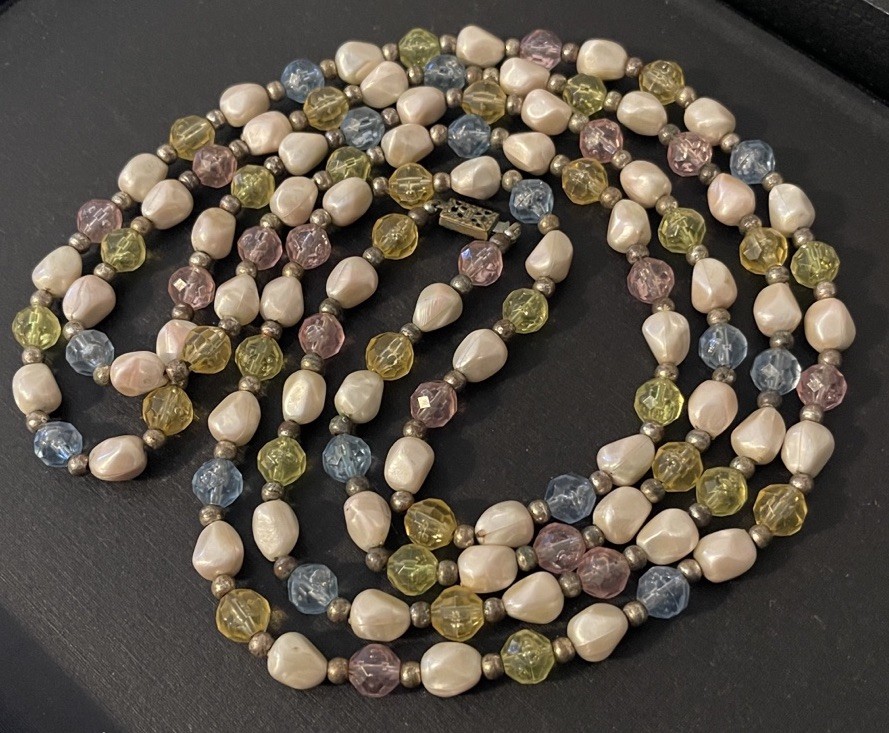 1930’s Faux Pearl & Faceted Pastel Beaded Necklace 60”