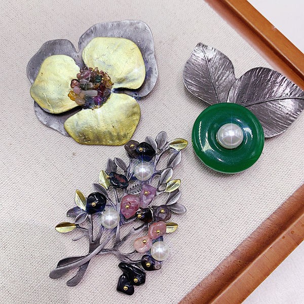 20PCS Elegant Aesthetic Mystic Brooch Random Mixed Natural Stone Jewelry Lot