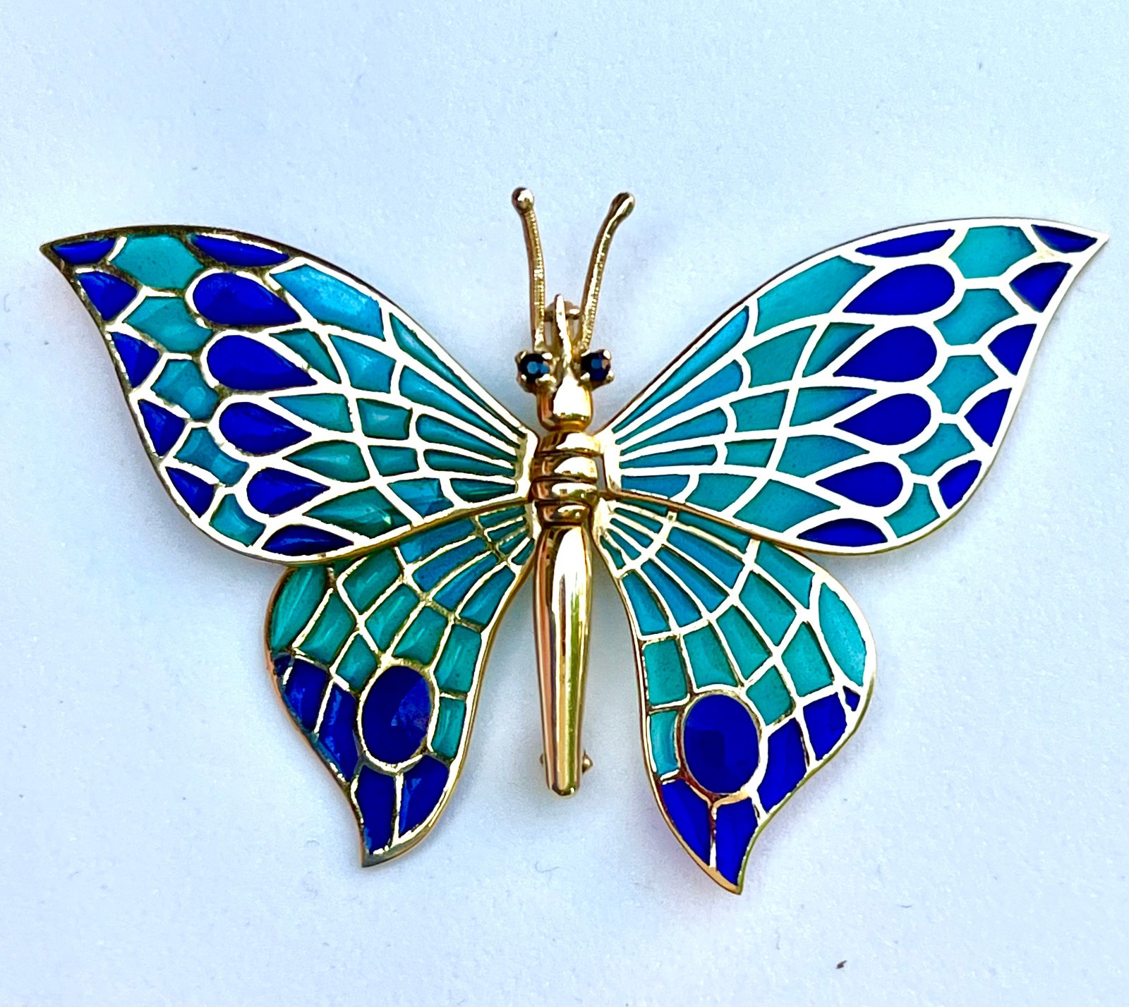 Vintage 18K Gold PLIQUE A JOUR Articulated BUTTERFLY Brooch Moveable Signed MINT