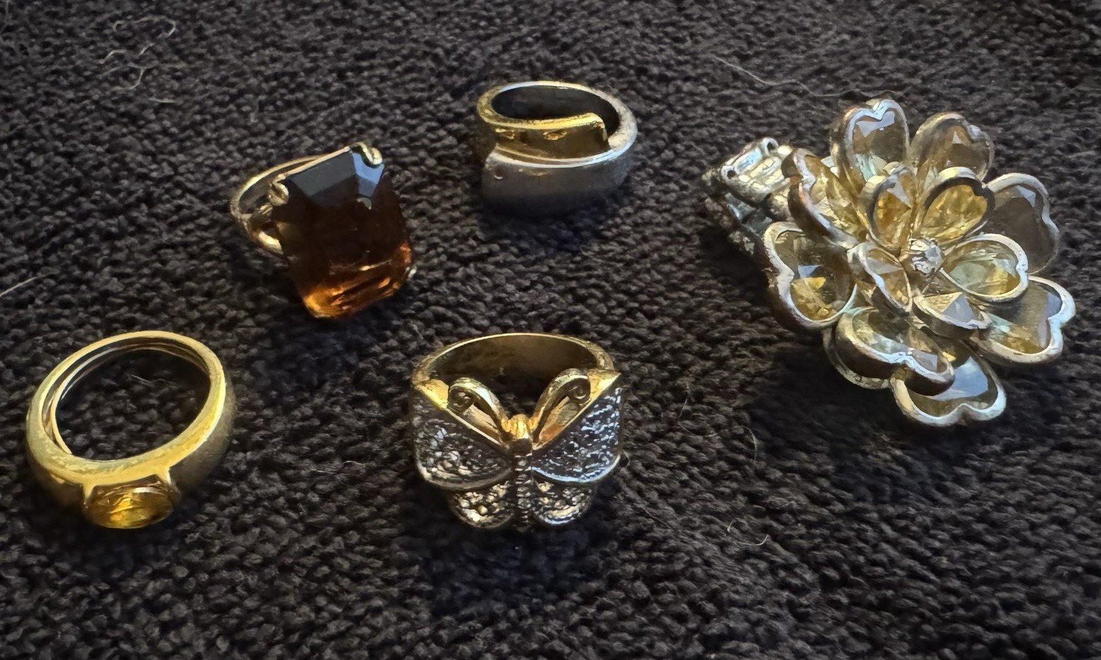 Lot of 5 Yellow Gold Tone Fashion Rings Flower Butterfly Statement Jewelry
