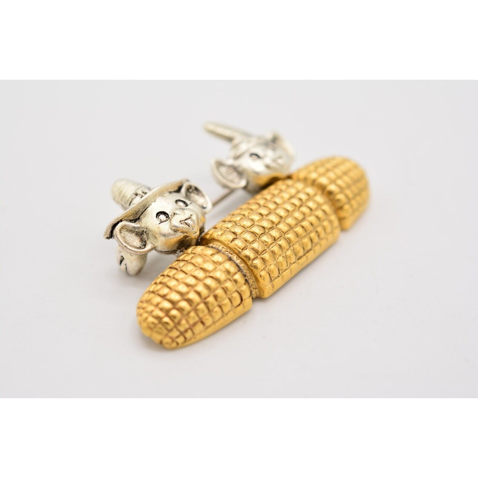 Danecraft Vintage Funny Thanksgiving Pin Brooch Pilgrim Indian Corn Mice BinA13